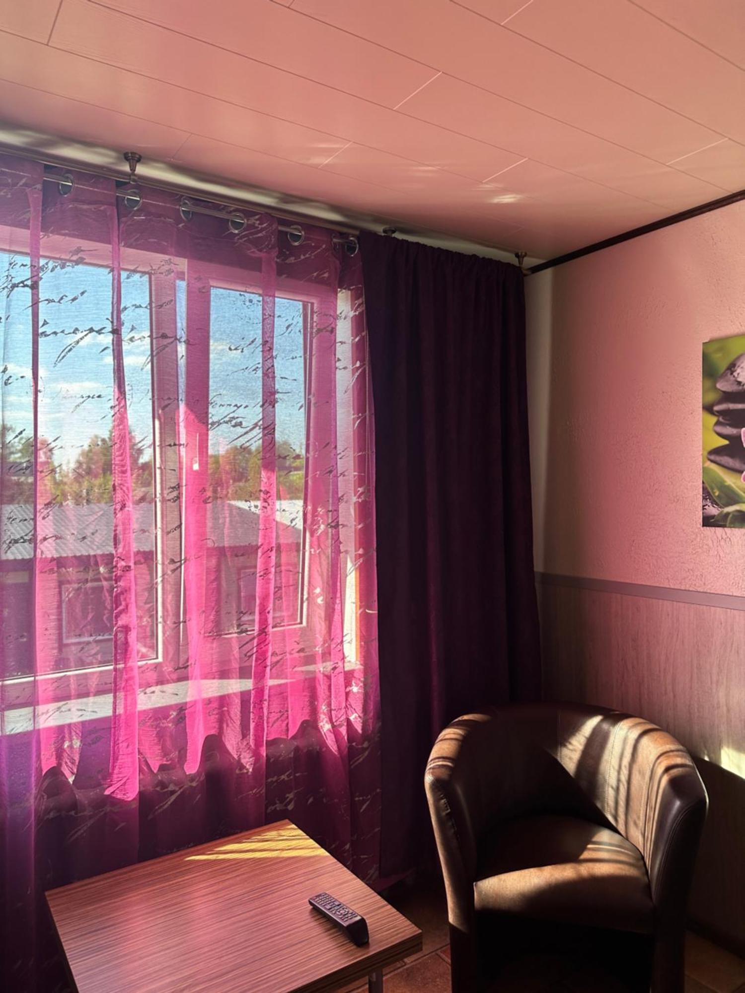Guesthouse Maenniku パルヌ エクステリア 写真