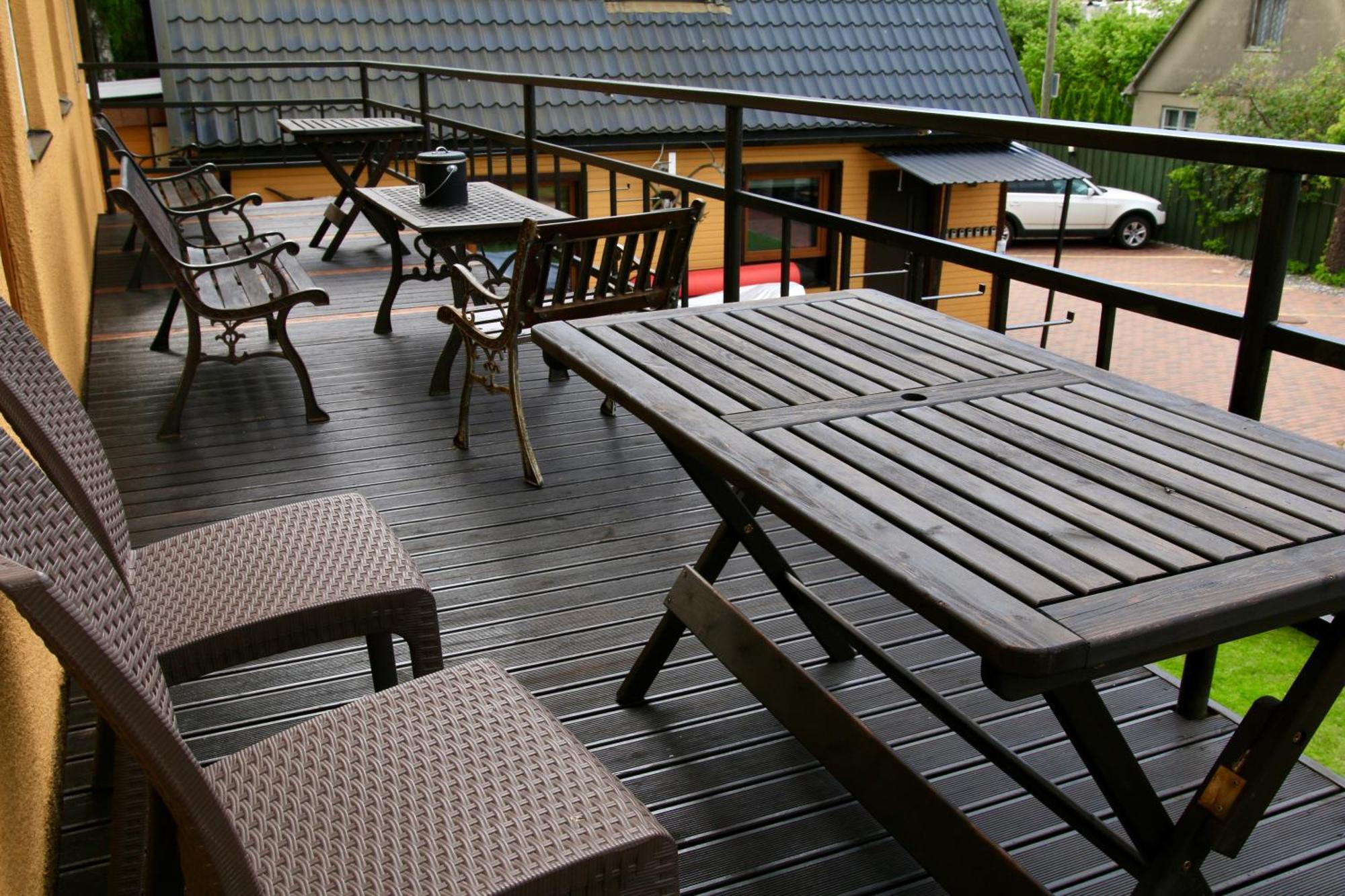 Guesthouse Maenniku パルヌ エクステリア 写真